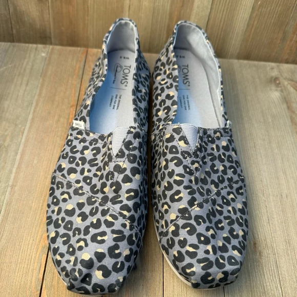 TOMS Women’s Alpargata Slip On Gray Leopard Cloth Shoes size 9.5 - Picture 2 of 7